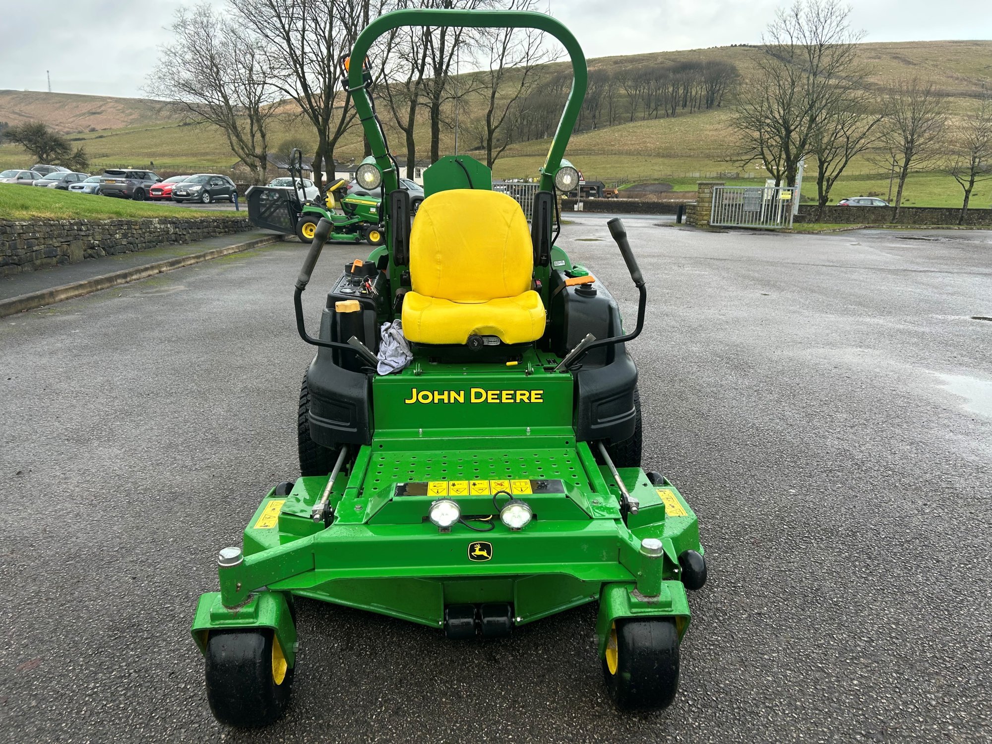 Balmers GM Ltd, John Deere Z997R Zeroturn Mower